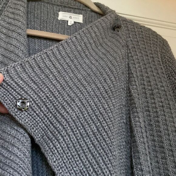 Versatile Cotton Blend Sweater Jacket By Lou And Grey - Picture 2 of 8